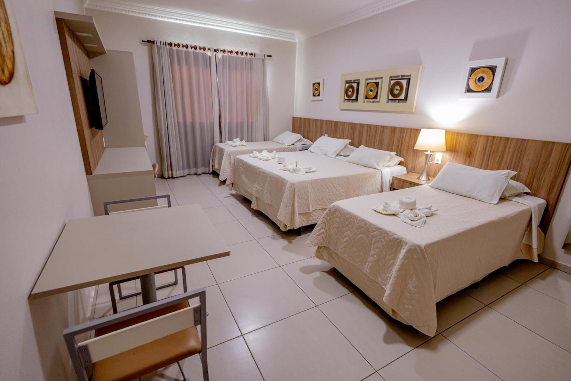 Hotel Villa De Holanda Holambra Bagian luar foto
