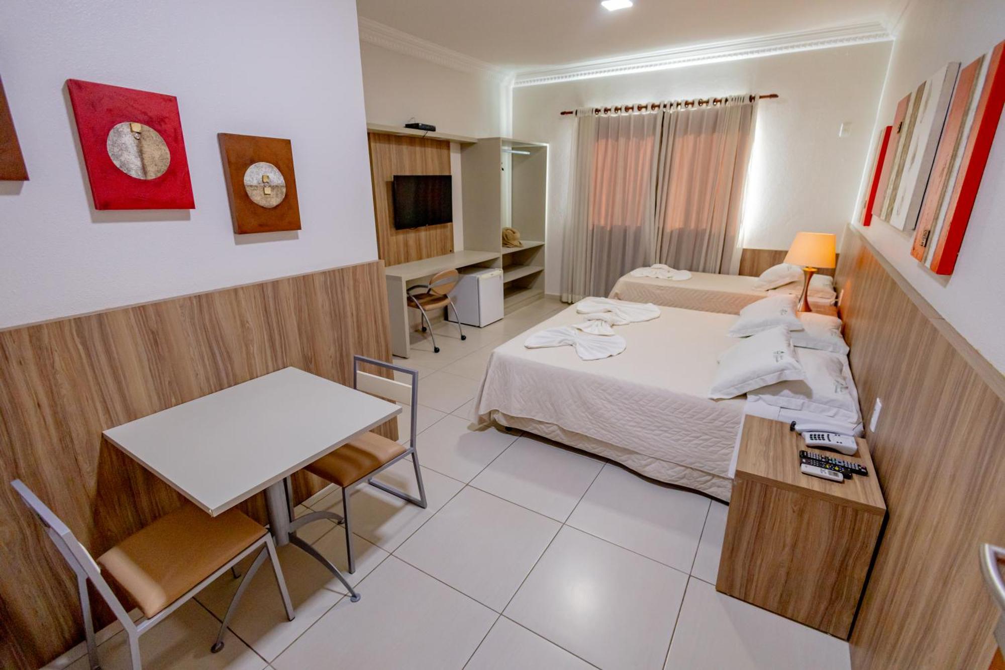 Hotel Villa De Holanda Holambra Bagian luar foto